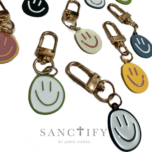 Smile, Jesus Loves You! Key Chain